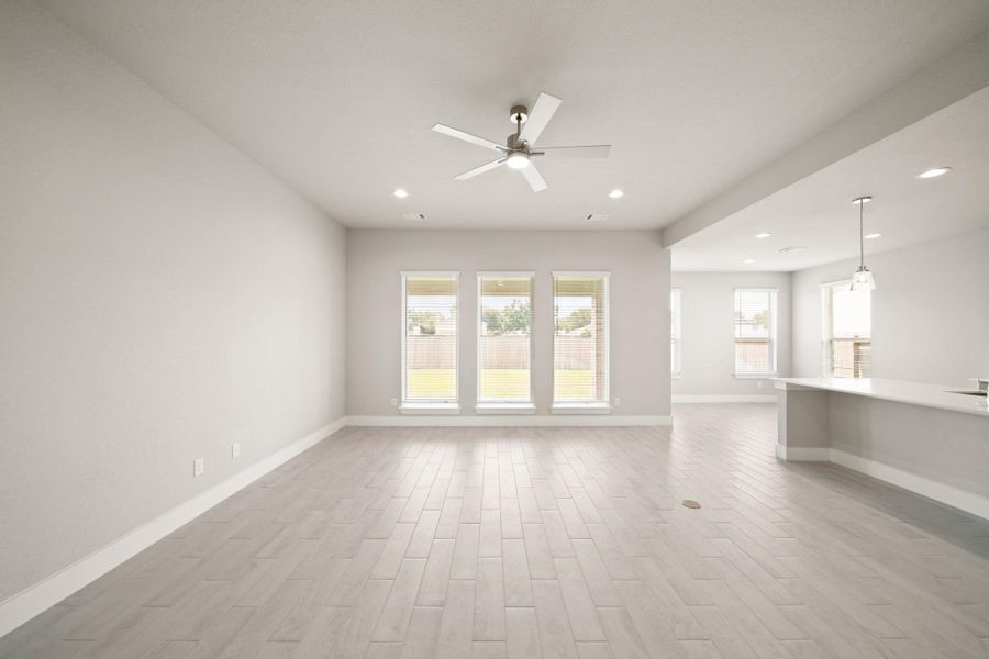 Spacious, unfurnished interior of a new home in Morton Creek Ranch, Katy (Image 12). Spacious, unfurnished interior of a new home in Morton Creek Ranch, Katy (Image 12).
