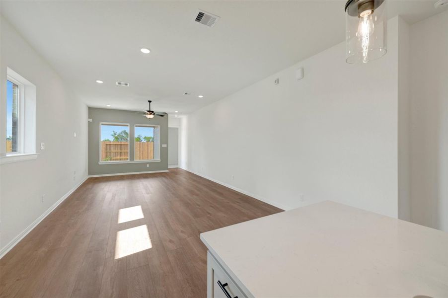 Spacious, unfurnished interior of a new home in The Grand Prairie - Meadow Collection, Hockley (Image 32).