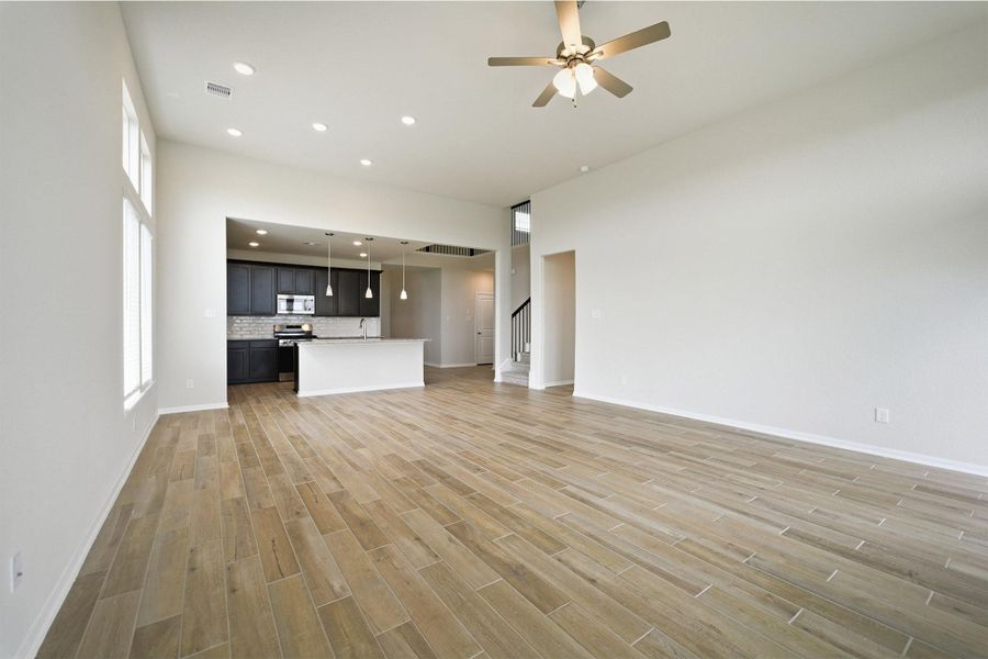 Spacious, unfurnished interior of a new home in Creekhaven, Arcola (Image 36).