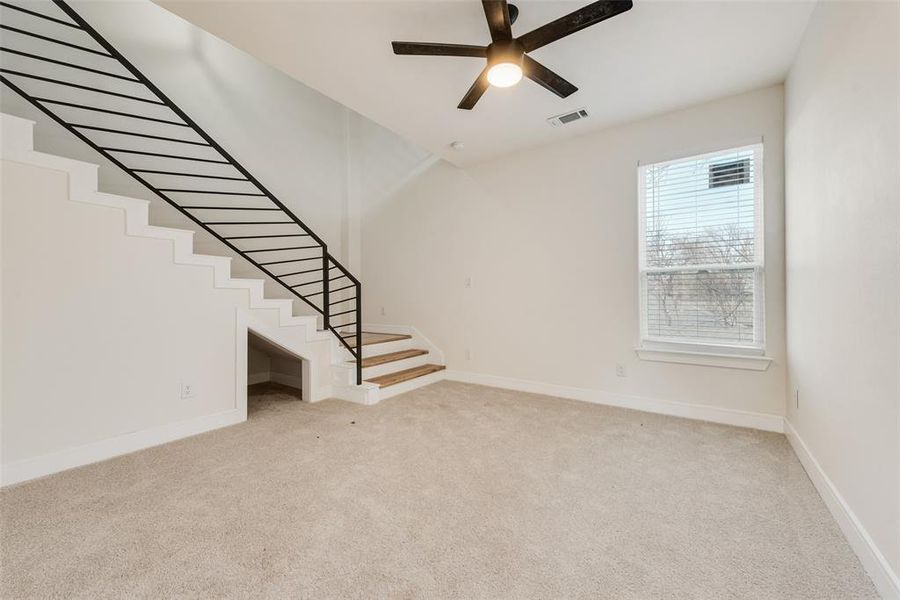 Spacious, unfurnished interior of a new home in , Dallas (Image 15).
