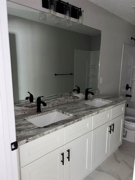 Image 33 of a home in .