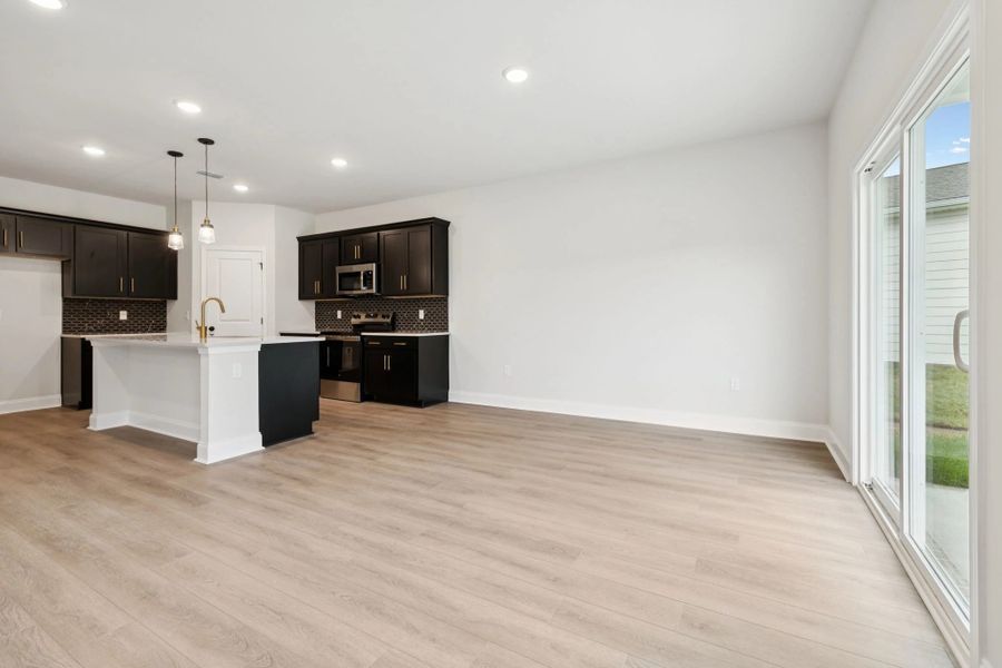 Spacious, unfurnished interior of a new home in Ascent at Arbor Ridge, La Vergne (Image 27).