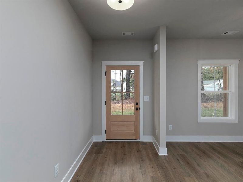 Spacious, unfurnished interior of a new home in , Dallas (Image 31).