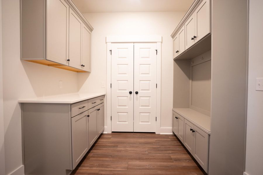 Image 48 of a home in Hewing Farms.