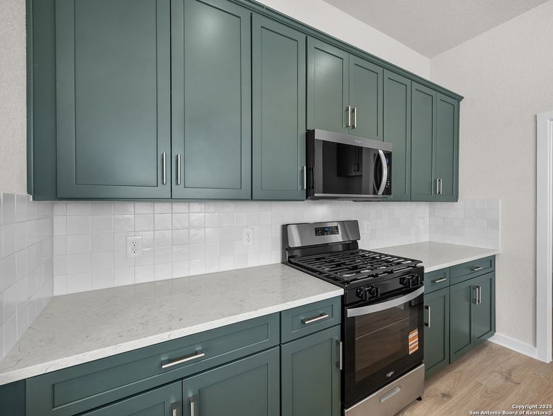 Furnished interior view inside a new home in Veranda: Classic, San Antonio (Image 6). Furnished interior view inside a new home in Veranda: Classic, San Antonio (Image 6).