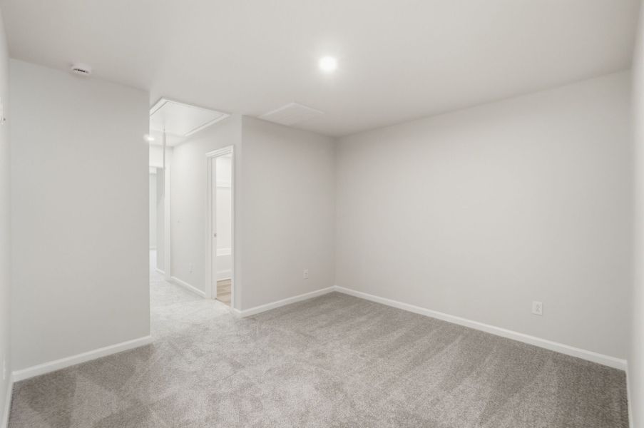 Spacious, unfurnished interior of a new home in Arbor Chase, Clover (Image 14). Spacious, unfurnished interior of a new home in Arbor Chase, Clover (Image 14).