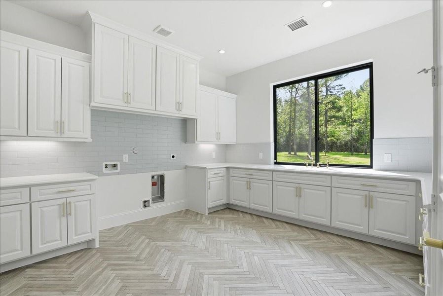 Furnished interior view inside a new home in , Montgomery (Image 37).
