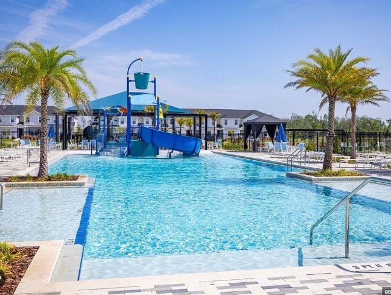 Community amenities in , St. Cloud (Image 37).