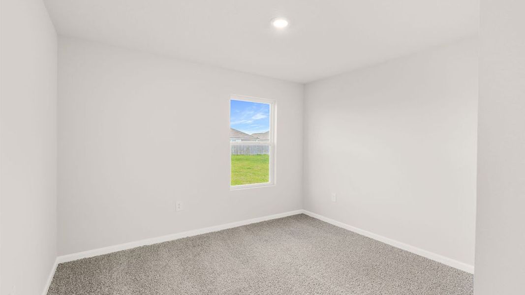 Spacious, unfurnished interior of a new home in Wesley Park, Crawfordville (Image 39).