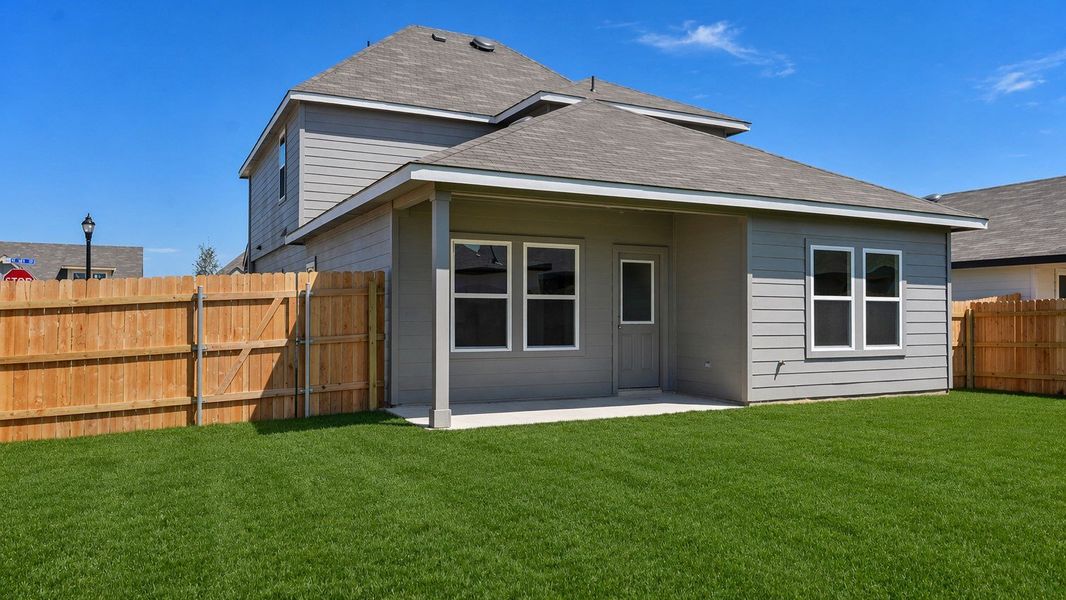 Exterior details and patio area of a home in Holly Ridge, Rosenberg (Image 3). Exterior details and patio area of a home in Holly Ridge, Rosenberg (Image 3).