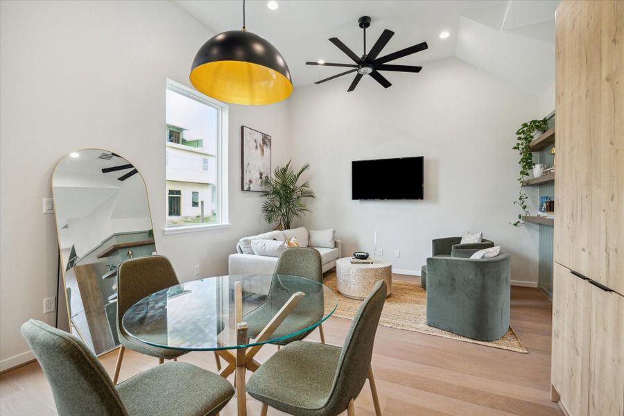 Image 41 of a home in .