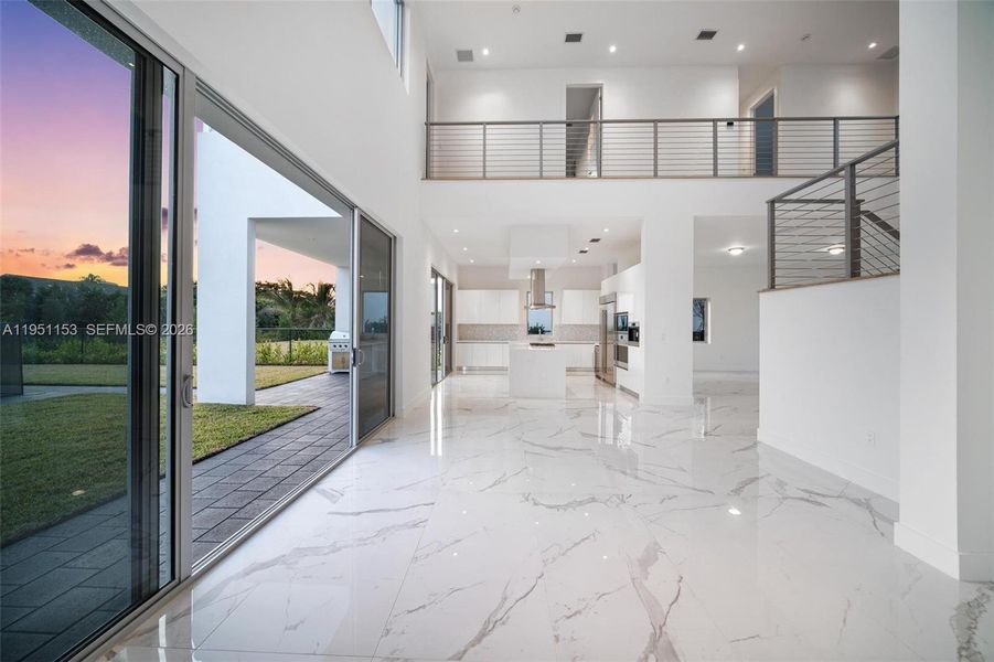 Spacious, unfurnished interior of a new home in , Weston (Image 18).