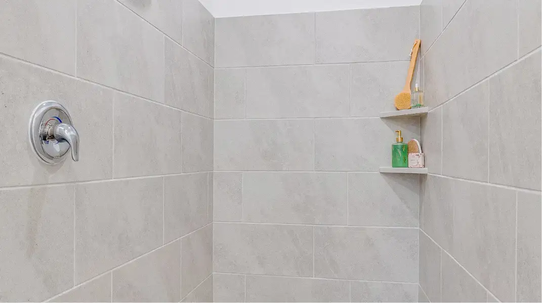 Divisional EI Shower Tile