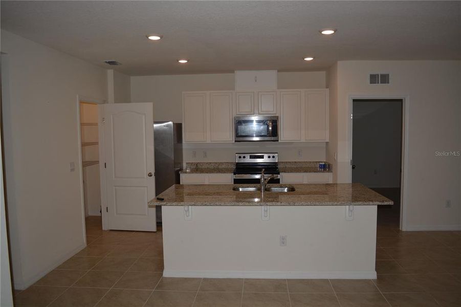 Furnished interior view inside a new home in , Lakeland (Image 7).