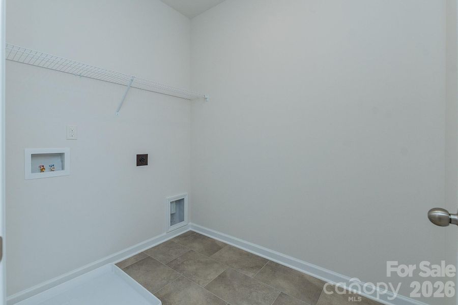 Spacious, unfurnished interior of a new home in Country Club Village, Salisbury (Image 33).