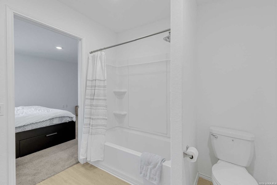 Furnished interior view inside a new home in Mission del Lago, San Antonio (Image 11).
