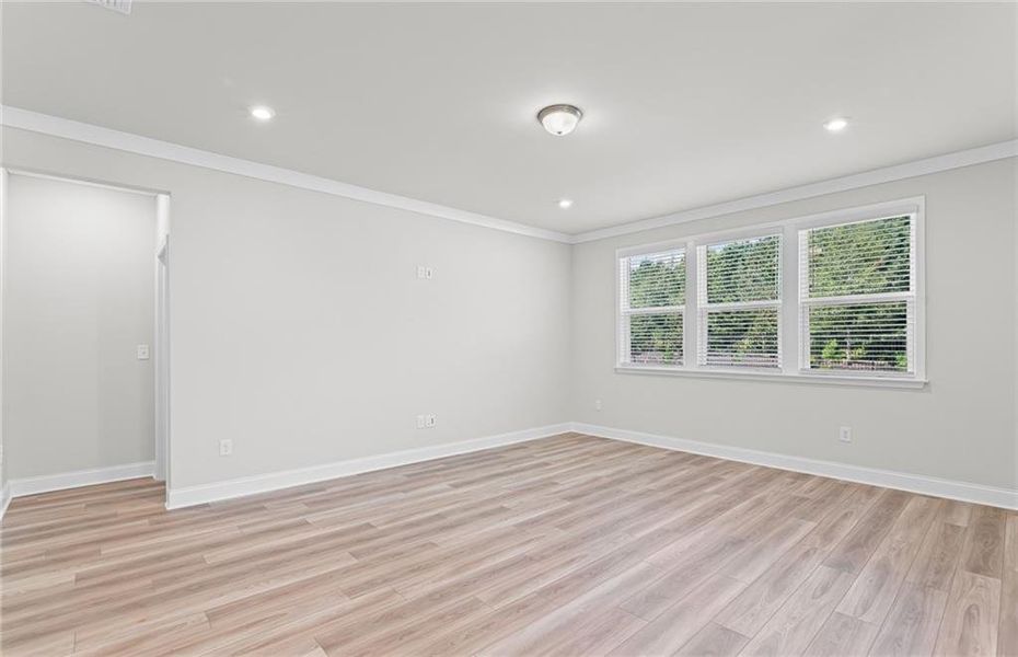 Spacious, unfurnished interior of a new home in Overland, Locust Grove (Image 21).