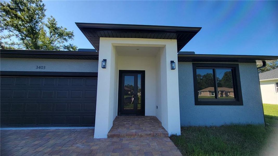 Exterior details and patio area of a home in , North Port (Image 3). Exterior details and patio area of a home in , North Port (Image 3).