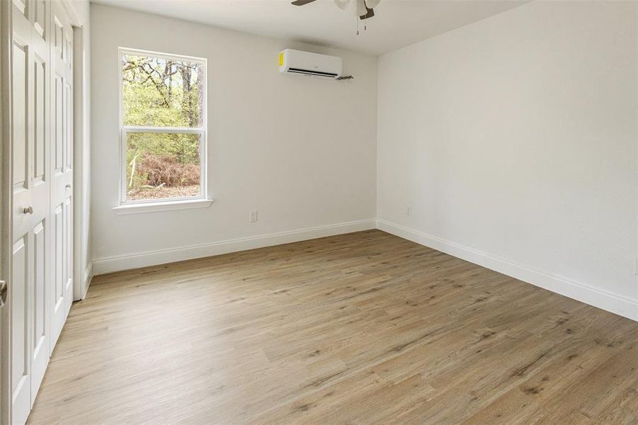Spacious, unfurnished interior of a new home in , Mabank (Image 17). Spacious, unfurnished interior of a new home in , Mabank (Image 17).