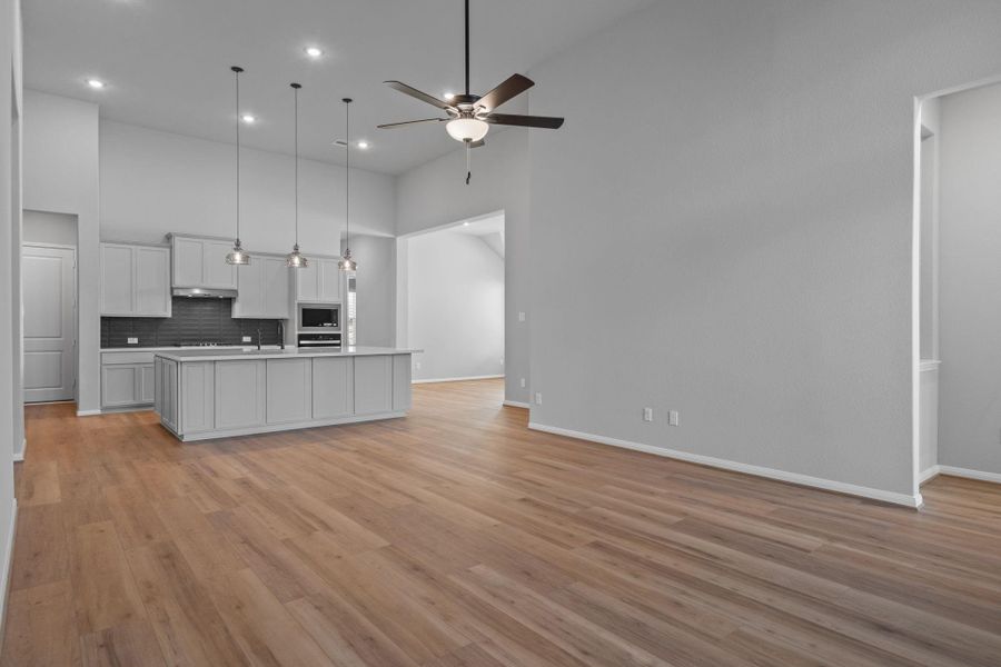 Spacious, unfurnished interior of a new home in Bridgeland 55', Cypress (Image 15).