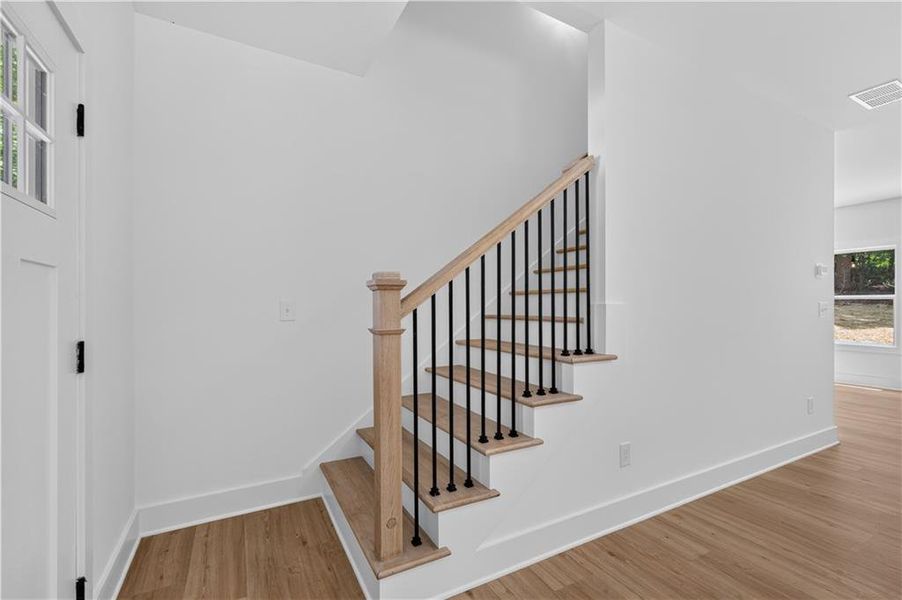 Spacious, unfurnished interior of a new home in , Dawsonville (Image 40).