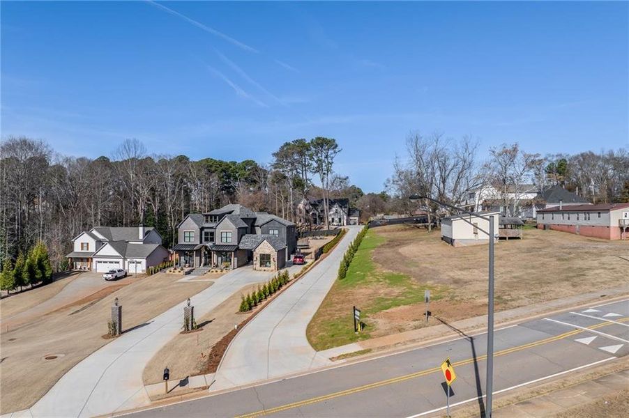 Image 91 of a home in .