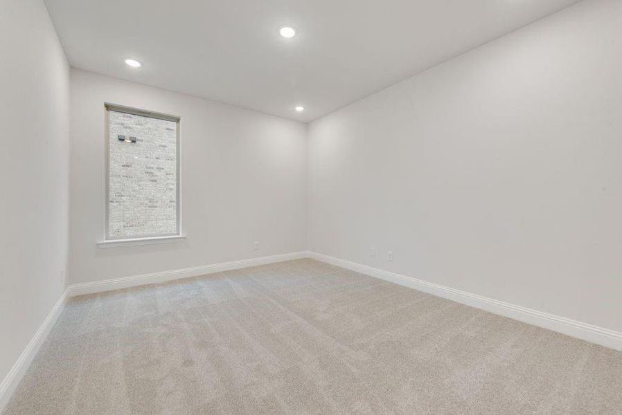 Spacious, unfurnished interior of a new home in Valencia On The Lake, Little Elm (Image 19).