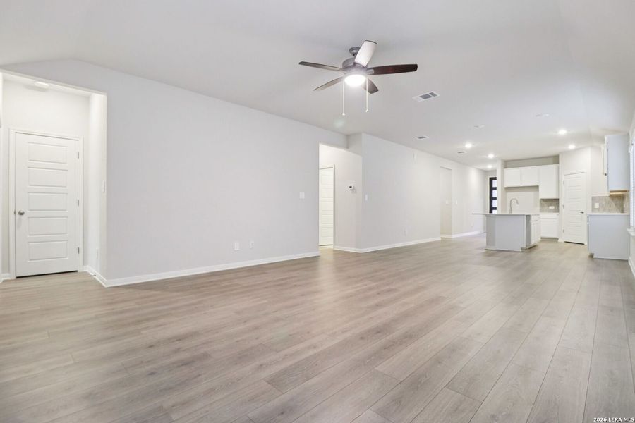 Spacious, unfurnished interior of a new home in Kallison Ranch, San Antonio (Image 33).