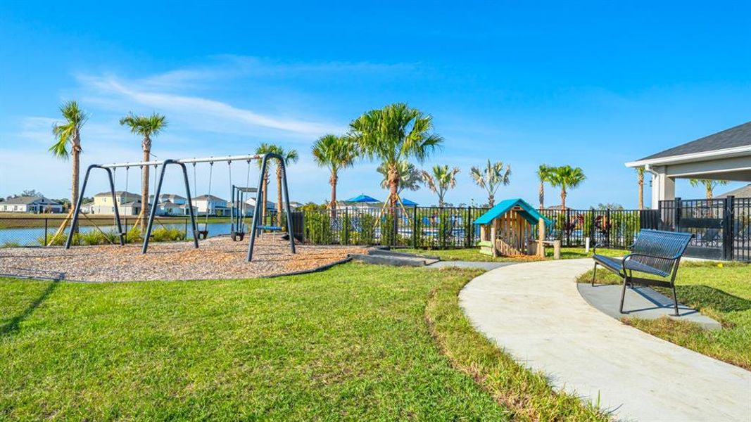 Community amenities in Indigo Creek, Apollo Beach (Image 55).