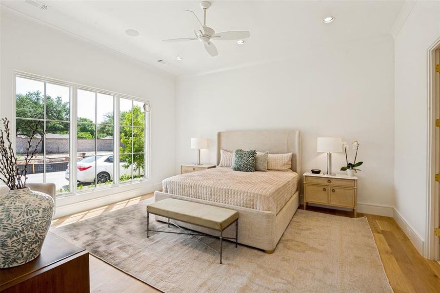 Furnished interior view inside a new home in , Dallas (Image 6).