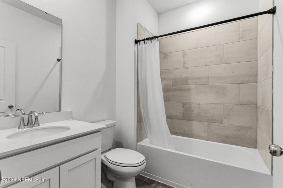 Furnished interior view inside a new home in Saddle Oaks, Jacksonville (Image 16).