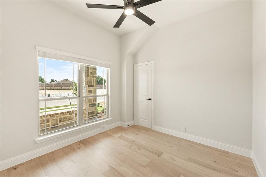 Spacious, unfurnished interior of a new home in Mockingbird Heights Classic 60, Midlothian (Image 19). Spacious, unfurnished interior of a new home in Mockingbird Heights Classic 60, Midlothian (Image 19).