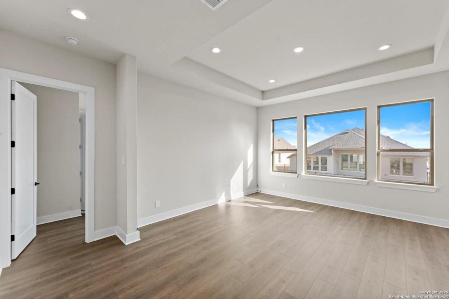 Spacious, unfurnished interior of a new home in Esperanza - 80' & 90', Boerne (Image 17). Spacious, unfurnished interior of a new home in Esperanza - 80' & 90', Boerne (Image 17).