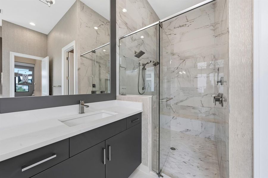Rain Shower & Frameless Enclosure Rain Shower & Frameless Enclosure