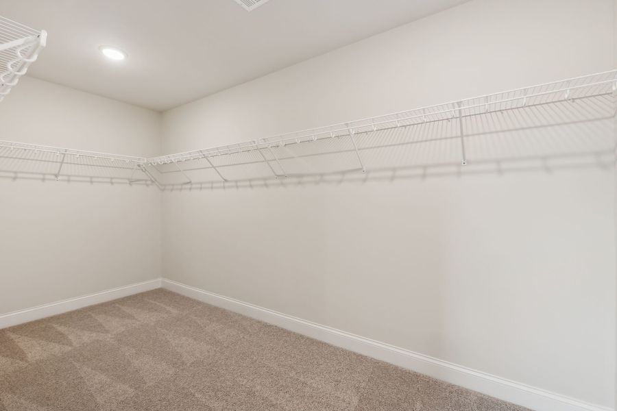 Spacious, unfurnished interior of a new home in Willow Landing, Mount Juliet (Image 33).