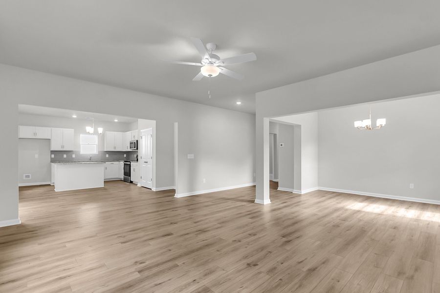 Spacious, unfurnished interior of a new home in Fairway Woods at Wyboo, Manning (Image 20). Spacious, unfurnished interior of a new home in Fairway Woods at Wyboo, Manning (Image 20).