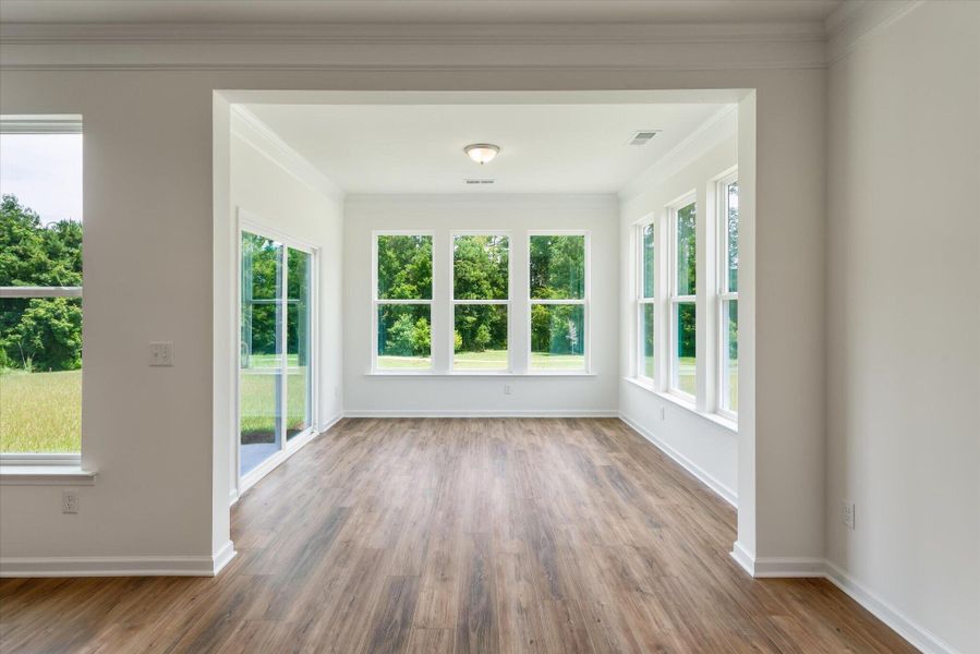 Spacious, unfurnished interior of a new home in Parker's Preserve, Ridgeville (Image 24).