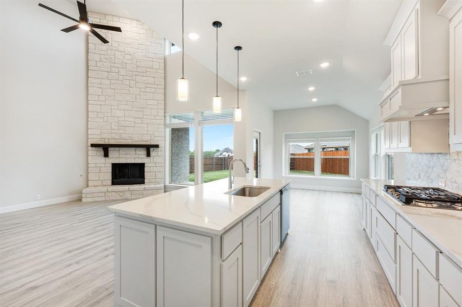 Furnished interior view inside a new home in Star Ranch, Godley (Image 10).