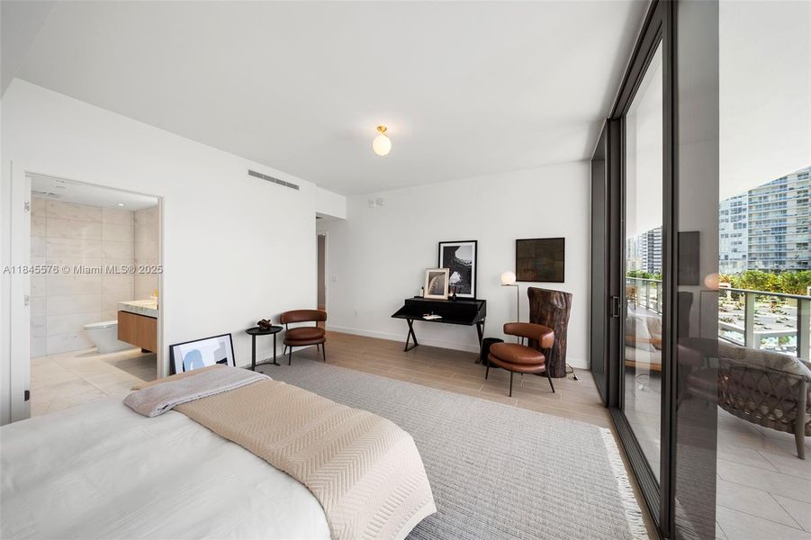 Furnished interior view inside a new home in Five Park, Miami Beach (Image 19). Furnished interior view inside a new home in Five Park, Miami Beach (Image 19).