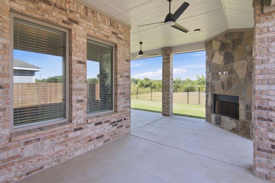 Exterior details and patio area of a home in , Burleson (Image 23).