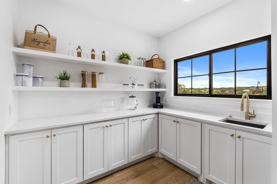 Furnished interior view inside a new home in , Belton (Image 15).