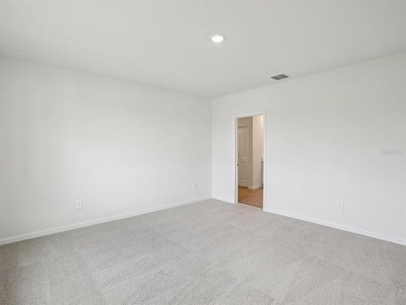 Spacious, unfurnished interior of a new home in Oakfield Trails - Classic Series, Parrish (Image 12).