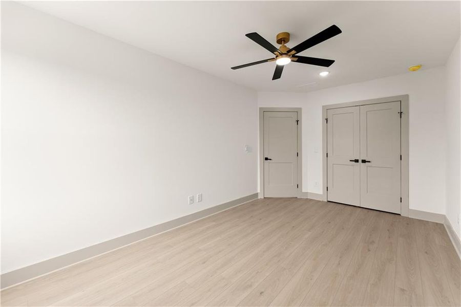 Spacious, unfurnished interior of a new home in , Jefferson (Image 47).