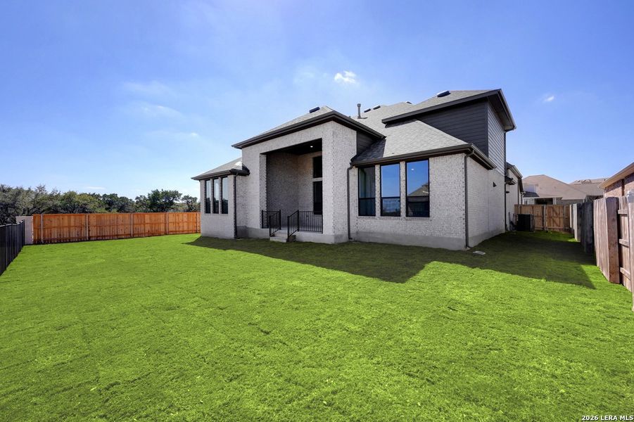 Exterior details and patio area of a home in La Cima, San Marcos (Image 22).