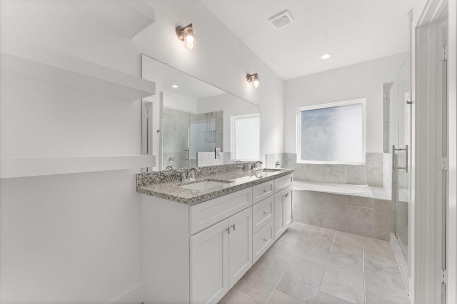 Photos are from another home completed with the same floor plan Photos are from another home completed with the same floor plan