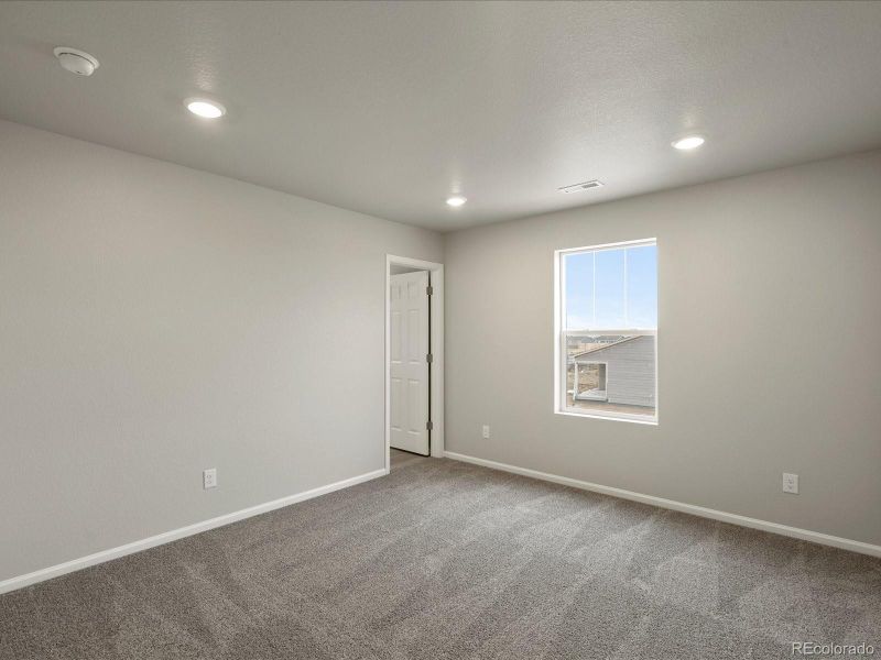 Spacious, unfurnished interior of a new home in Buffalo Highlands: The Canyon Collection, Commerce City (Image 31). Spacious, unfurnished interior of a new home in Buffalo Highlands: The Canyon Collection, Commerce City (Image 31).