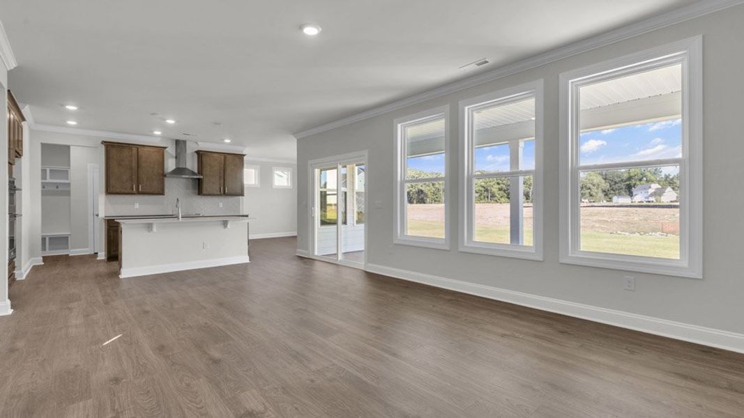 Spacious, unfurnished interior of a new home in The Manors at Martin Farms, Aberdeen (Image 10).