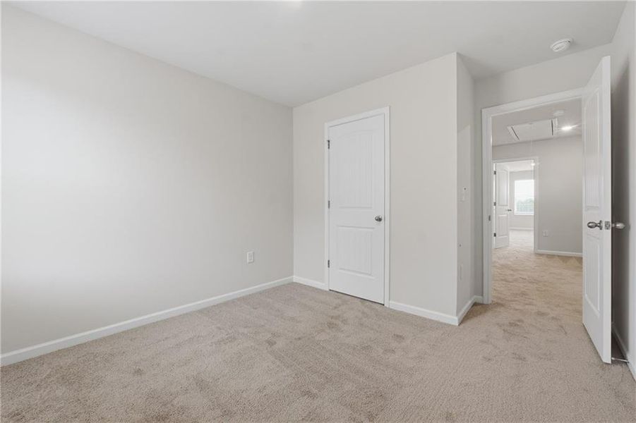 Spacious, unfurnished interior of a new home in Moss Creek, Hogansville (Image 21).