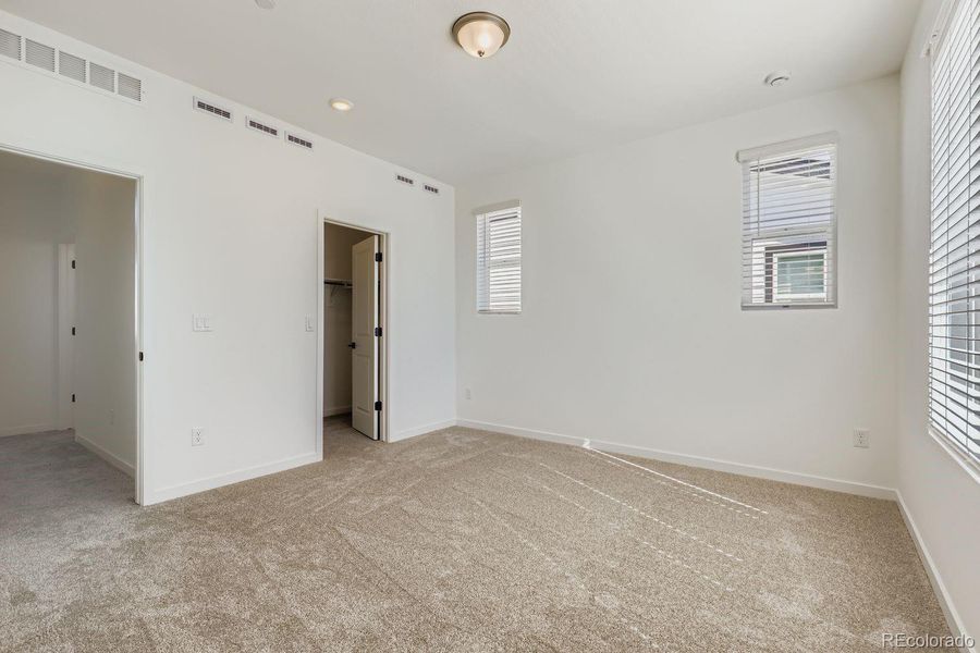 Spacious, unfurnished interior of a new home in , Broomfield (Image 22).