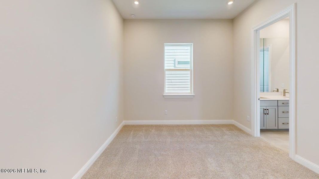 Spacious, unfurnished interior of a new home in RiverTown, St. Johns (Image 13).